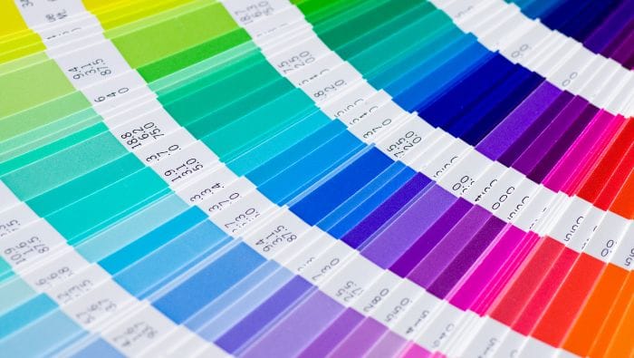 La psicologia dei colori nel branding: come influenzano le decisioni d’acquisto